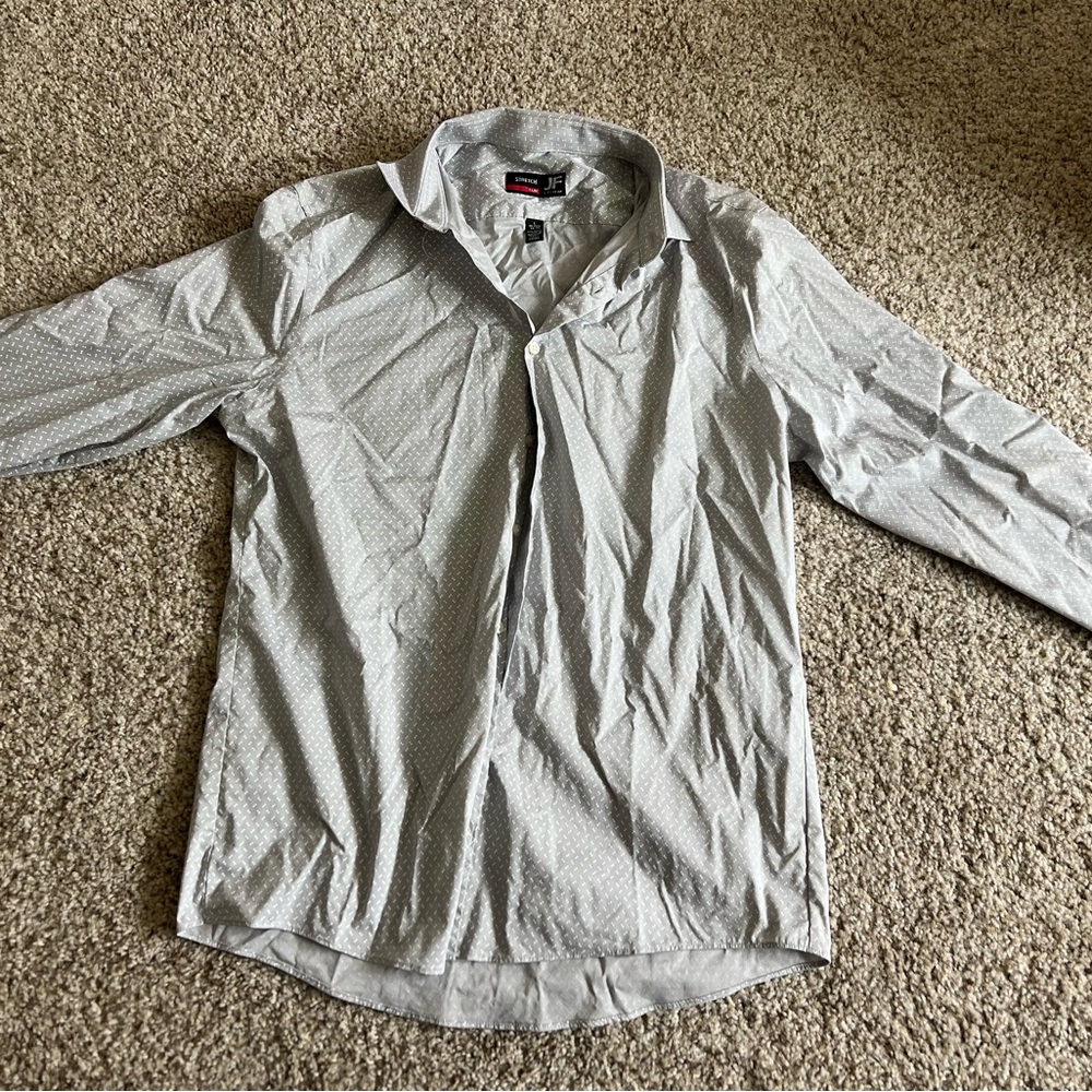 Button up shirt size large like new